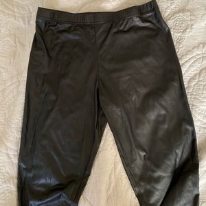 Fake leather leggings